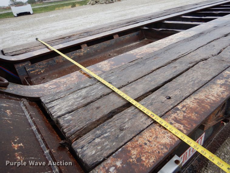 image for item LS9091 2003 Etnyre Blackhawk  lowboy equipment trailer