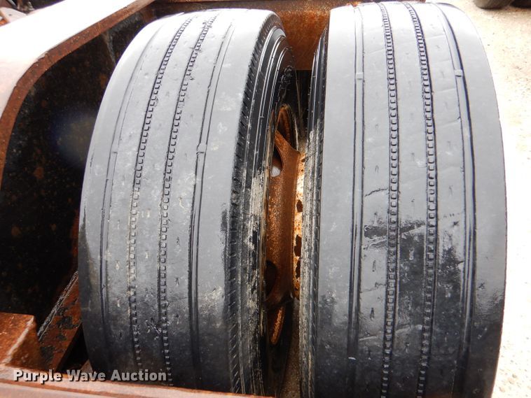 image for item LS9091 2003 Etnyre Blackhawk  lowboy equipment trailer