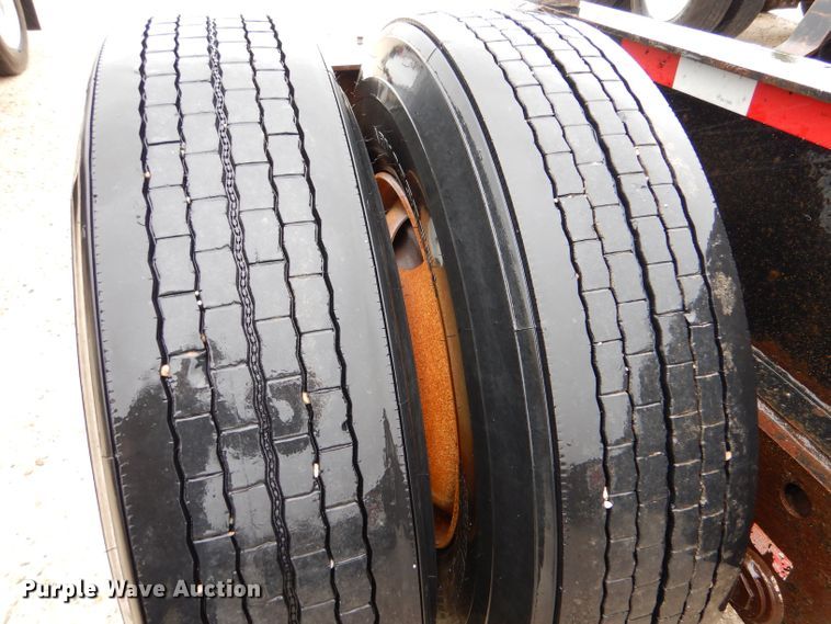 image for item LS9091 2003 Etnyre Blackhawk  lowboy equipment trailer