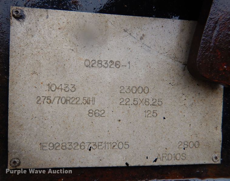 image for item LS9091 2003 Etnyre Blackhawk  lowboy equipment trailer