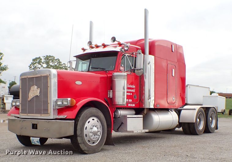 image for item MF9306 1999 Peterbilt 379  semi truck