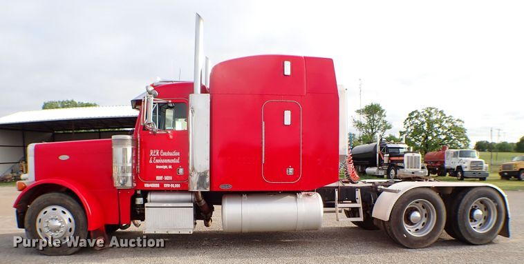 image for item MF9306 1999 Peterbilt 379  semi truck