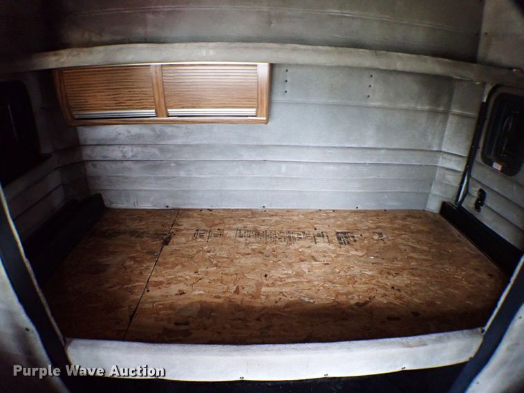 image for item MF9306 1999 Peterbilt 379  semi truck