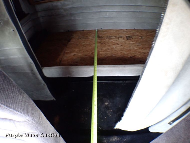 image for item MF9306 1999 Peterbilt 379  semi truck