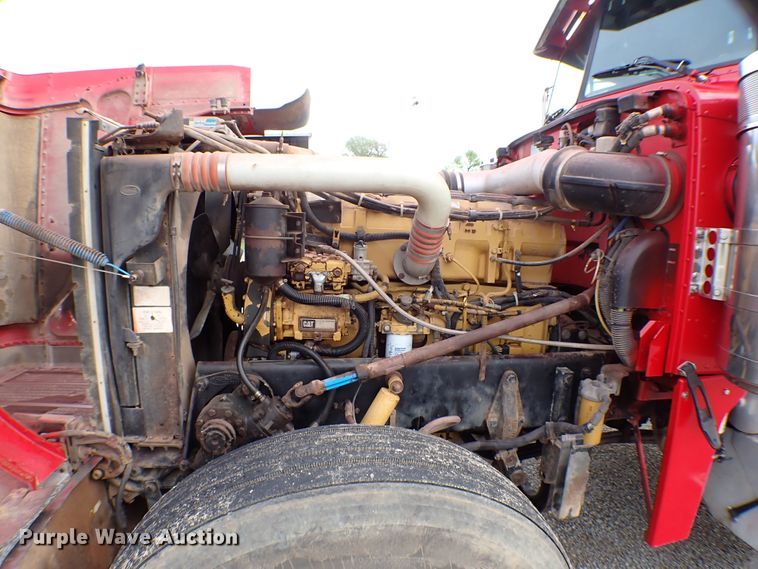 image for item MF9306 1999 Peterbilt 379  semi truck