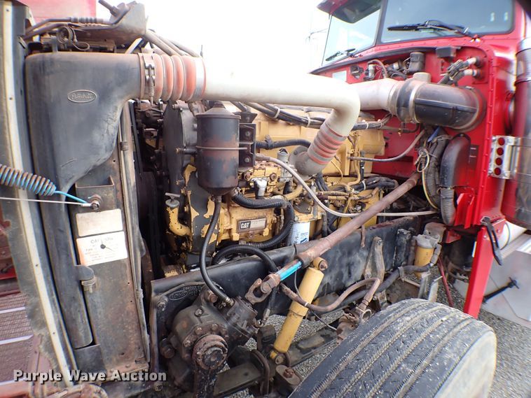 image for item MF9306 1999 Peterbilt 379  semi truck