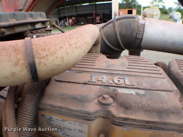 image for item MF9306 1999 Peterbilt 379  semi truck