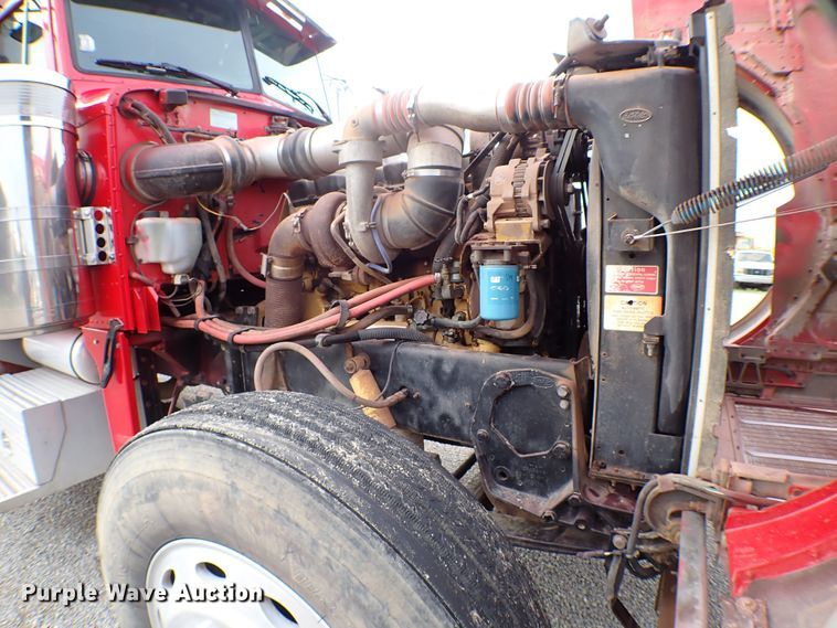 image for item MF9306 1999 Peterbilt 379  semi truck