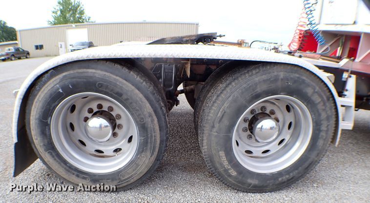 image for item MF9306 1999 Peterbilt 379  semi truck