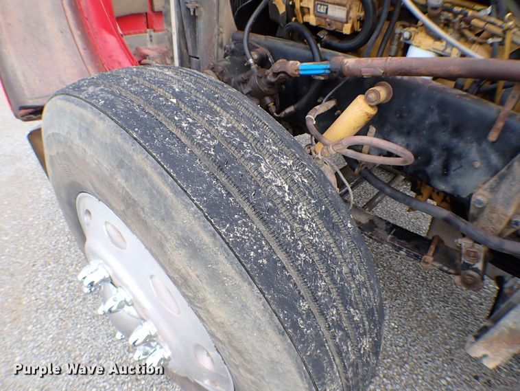 image for item MF9306 1999 Peterbilt 379  semi truck