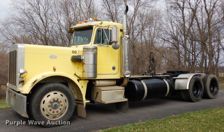 image for item MF9579 1987 Peterbilt 359  semi truck