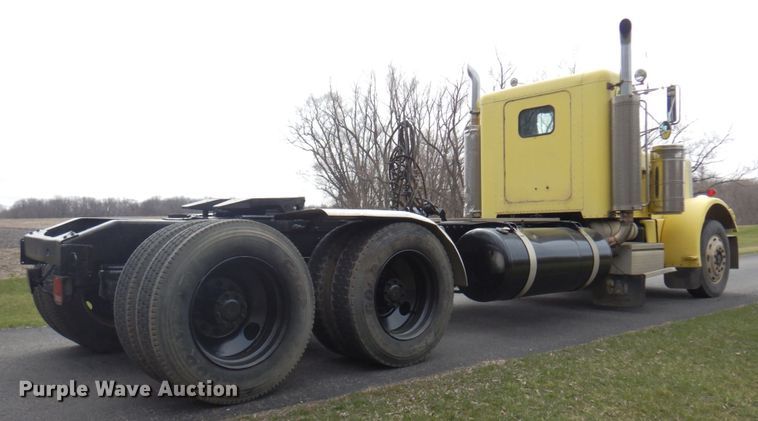 image for item MF9579 1987 Peterbilt 359  semi truck