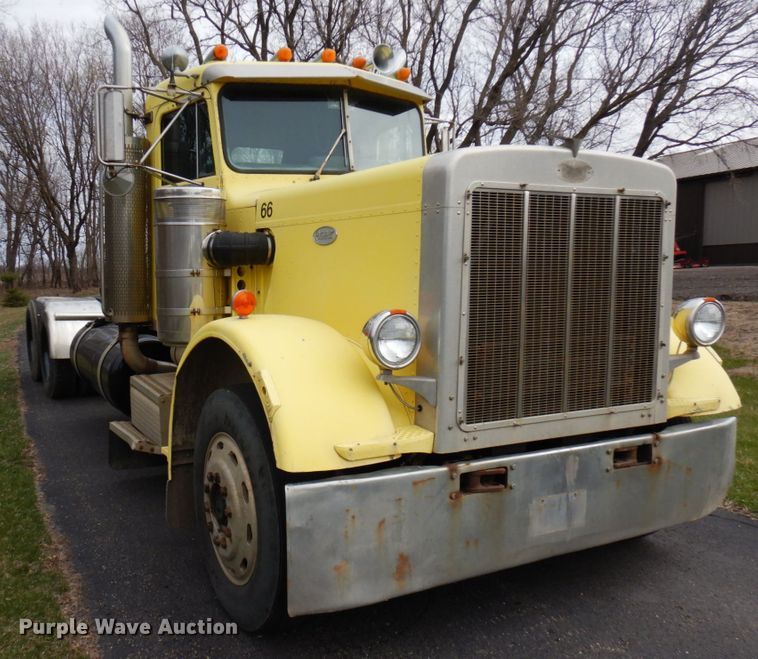 image for item MF9579 1987 Peterbilt 359  semi truck