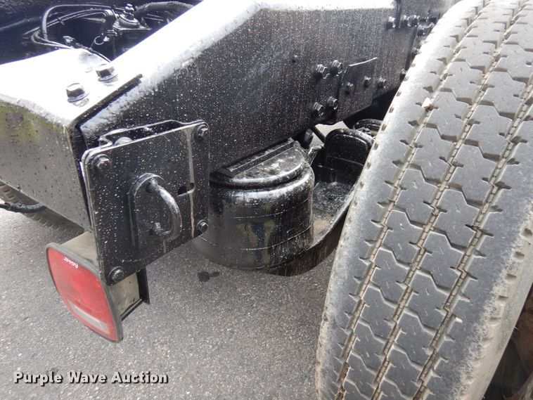 image for item MF9579 1987 Peterbilt 359  semi truck