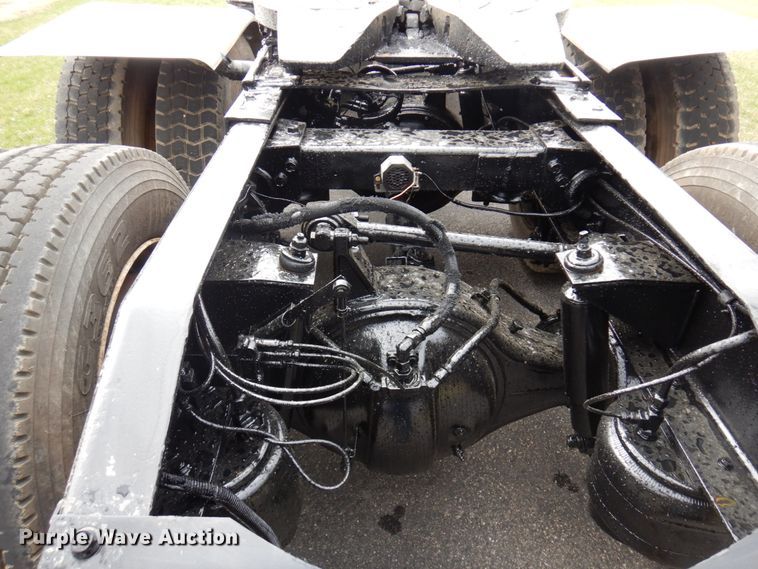 image for item MF9579 1987 Peterbilt 359  semi truck