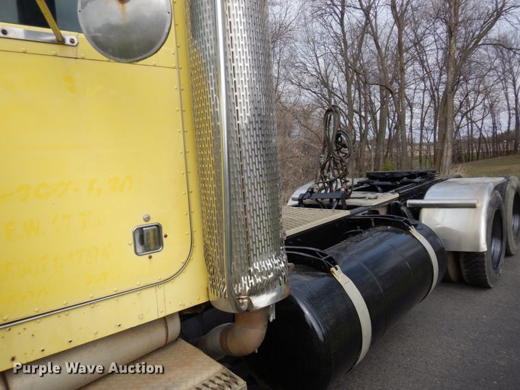 image for item MF9579 1987 Peterbilt 359  semi truck