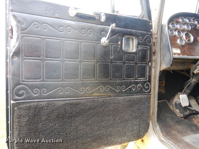 image for item MF9579 1987 Peterbilt 359  semi truck