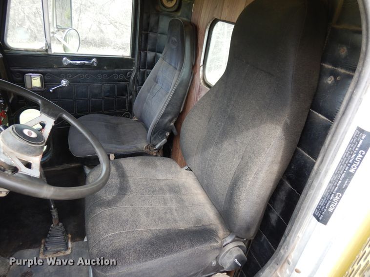 image for item MF9579 1987 Peterbilt 359  semi truck