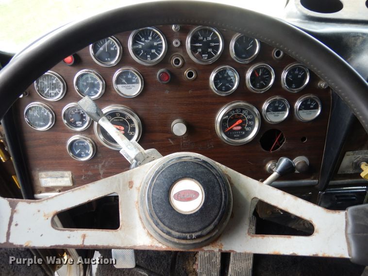 image for item MF9579 1987 Peterbilt 359  semi truck