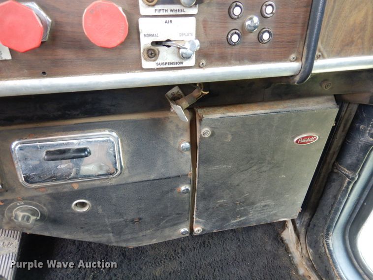 image for item MF9579 1987 Peterbilt 359  semi truck