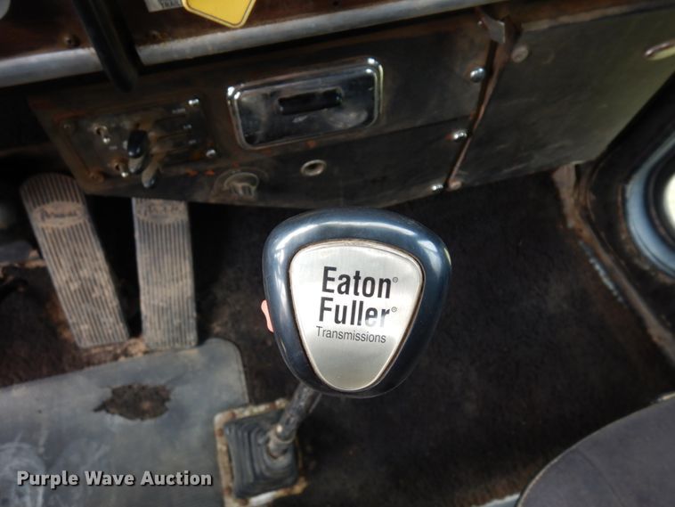 image for item MF9579 1987 Peterbilt 359  semi truck