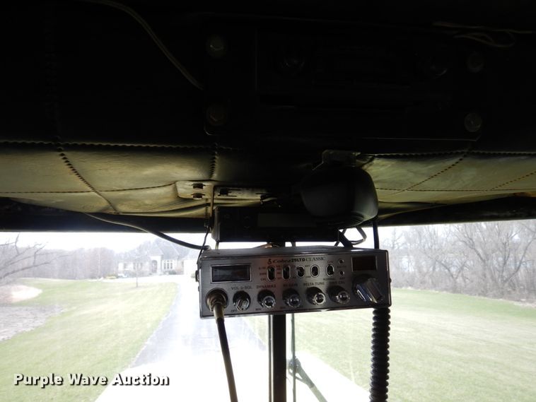 image for item MF9579 1987 Peterbilt 359  semi truck