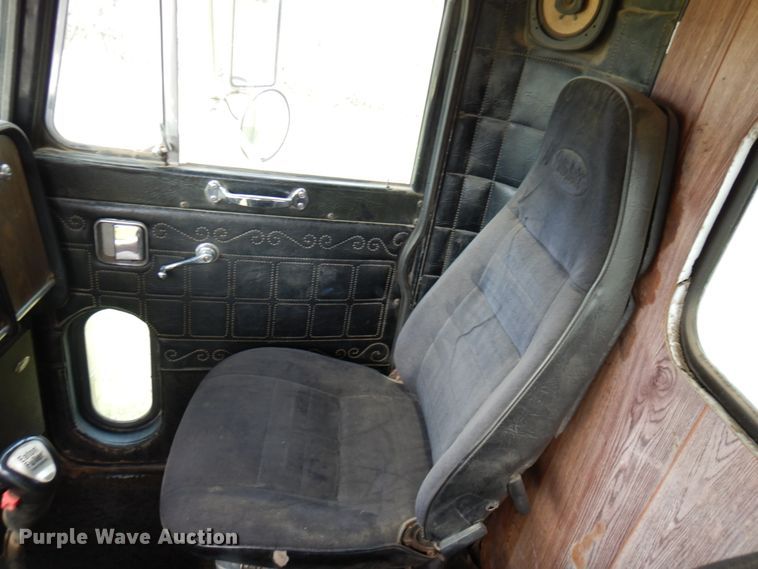 image for item MF9579 1987 Peterbilt 359  semi truck