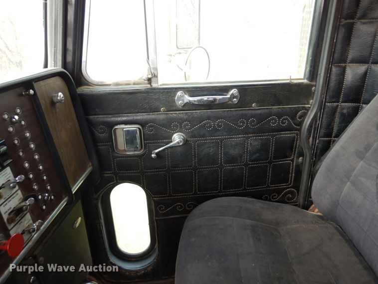 image for item MF9579 1987 Peterbilt 359  semi truck