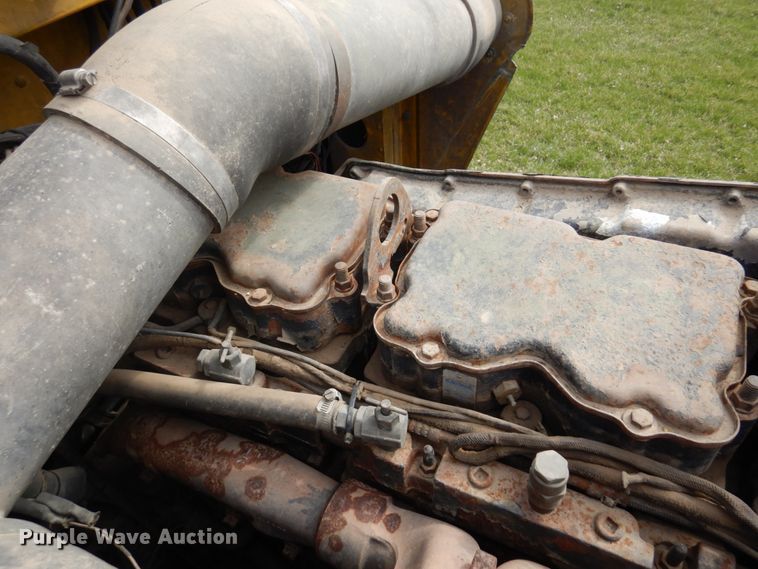 image for item MF9579 1987 Peterbilt 359  semi truck