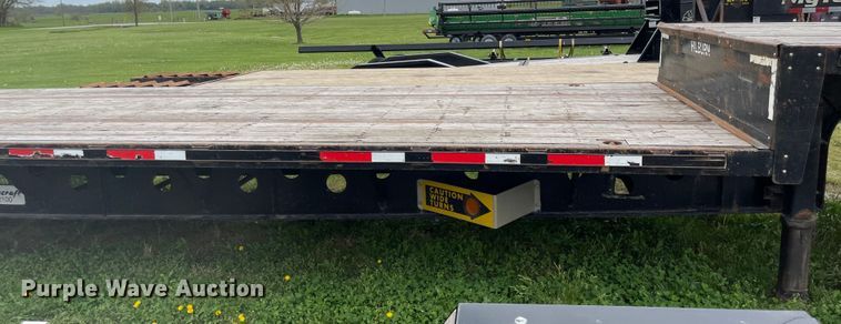 image for item MJ9660 2012 Transcraft DTL-2100  drop deck trailer