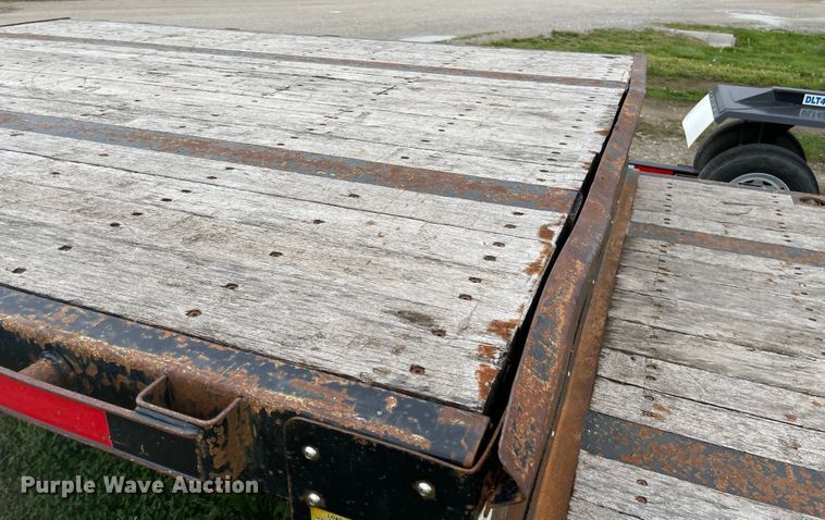 image for item MJ9660 2012 Transcraft DTL-2100  drop deck trailer