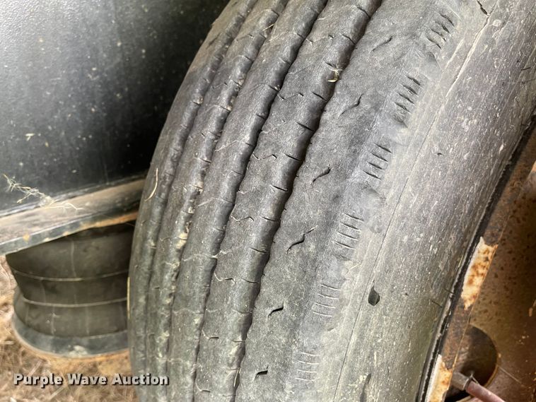 image for item MJ9660 2012 Transcraft DTL-2100  drop deck trailer