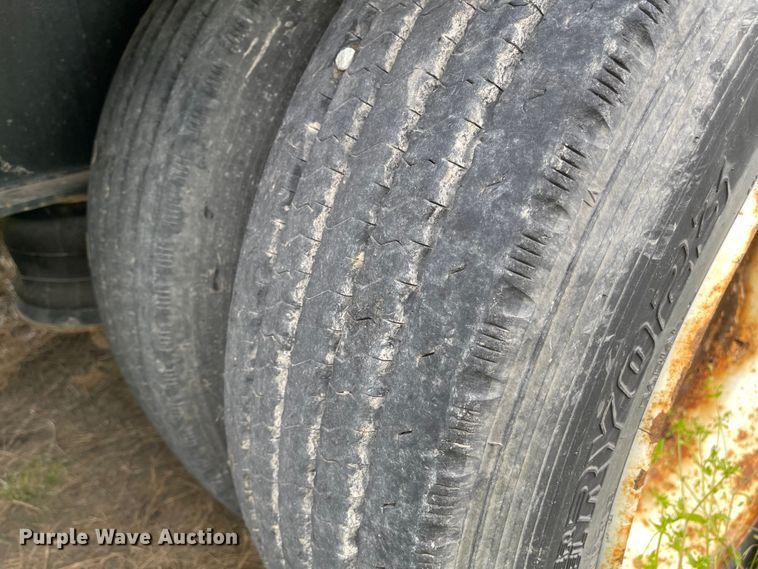 image for item MJ9660 2012 Transcraft DTL-2100  drop deck trailer