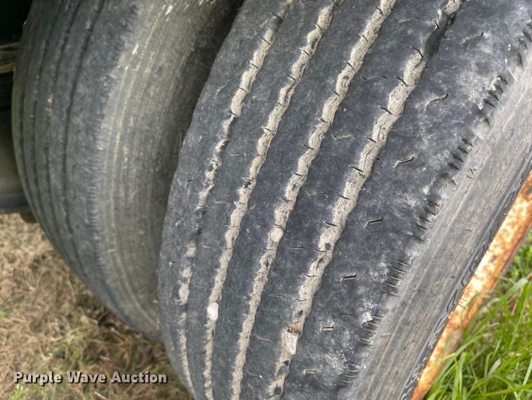 image for item MJ9660 2012 Transcraft DTL-2100  drop deck trailer