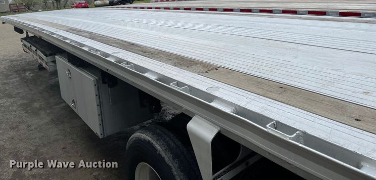image for item MJ9665 2014 Kruz RAFB-53-102  flatbed trailer
