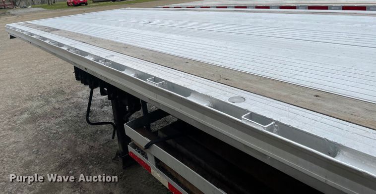 image for item MJ9665 2014 Kruz RAFB-53-102  flatbed trailer