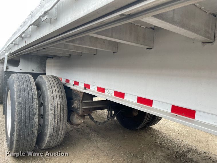 image for item MJ9665 2014 Kruz RAFB-53-102  flatbed trailer