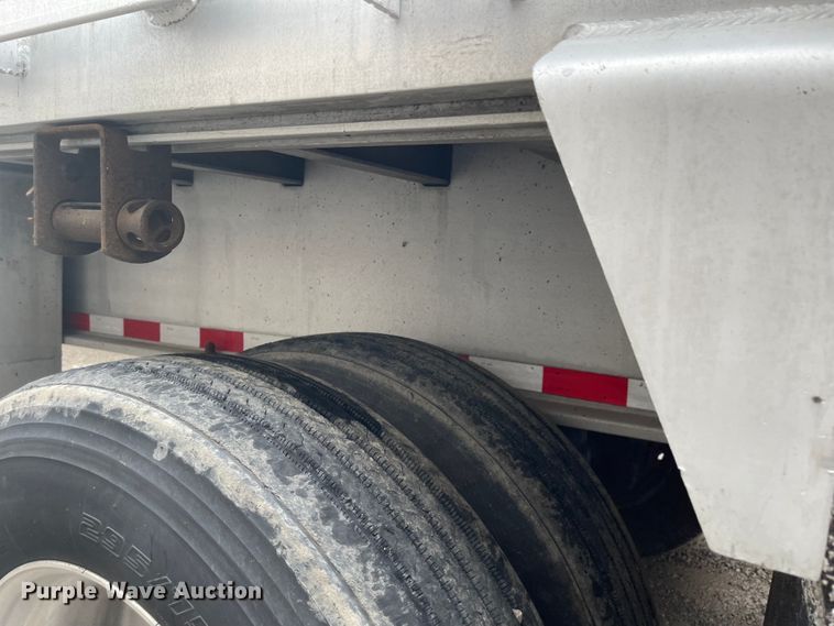 image for item MJ9665 2014 Kruz RAFB-53-102  flatbed trailer