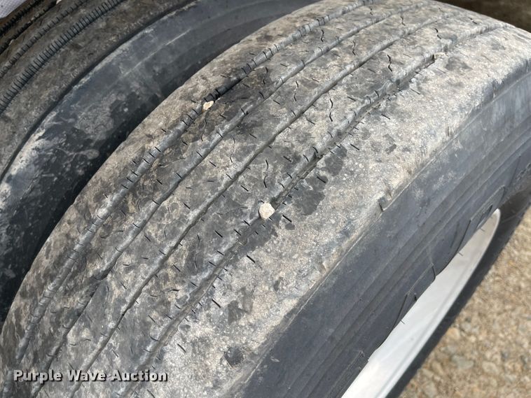 image for item MJ9665 2014 Kruz RAFB-53-102  flatbed trailer