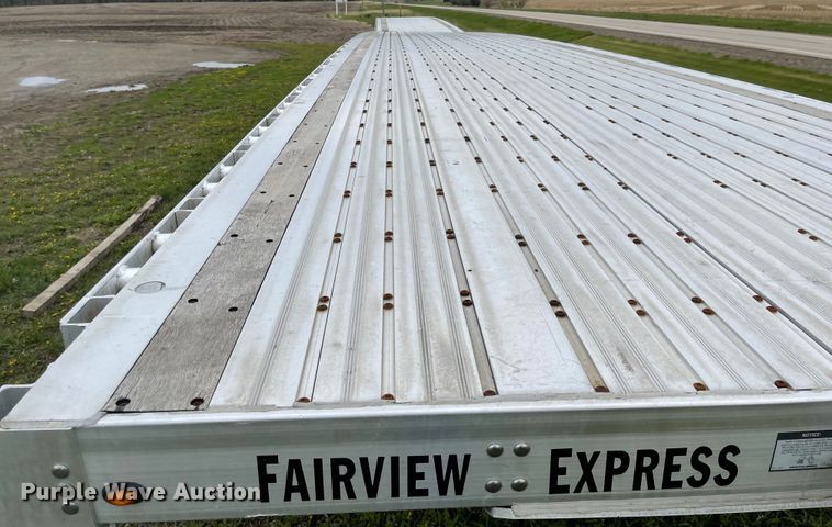 image for item MJ9667 2019 Wilson AF-1080SS  flatbed trailer