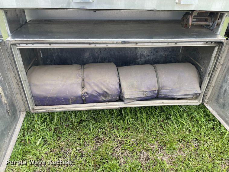 image for item MJ9667 2019 Wilson AF-1080SS  flatbed trailer