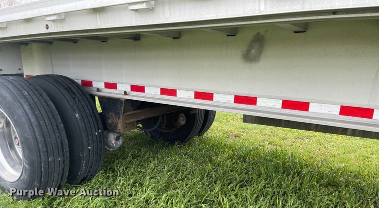 image for item MJ9668 2015 Kruz RAFB-53-102  flatbed trailer