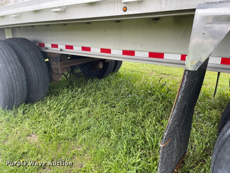 image for item MJ9668 2015 Kruz RAFB-53-102  flatbed trailer