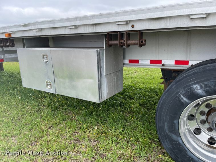 image for item MJ9668 2015 Kruz RAFB-53-102  flatbed trailer