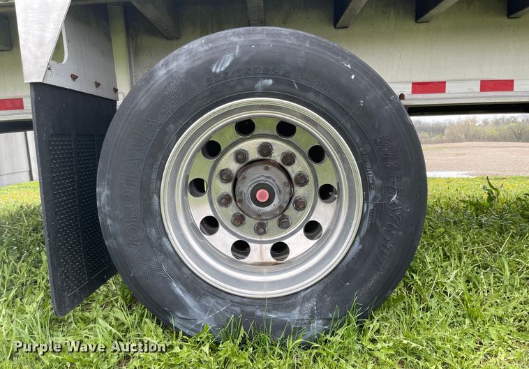 image for item MJ9668 2015 Kruz RAFB-53-102  flatbed trailer