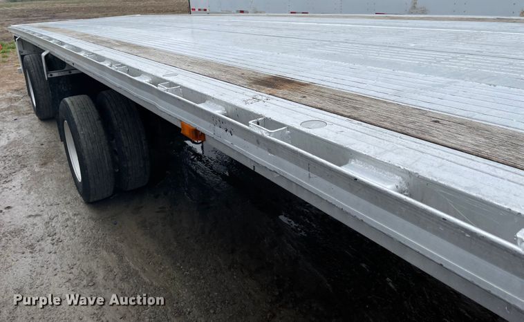 image for item MJ9669 2015 Kruz RAFB-53-102  flatbed trailer