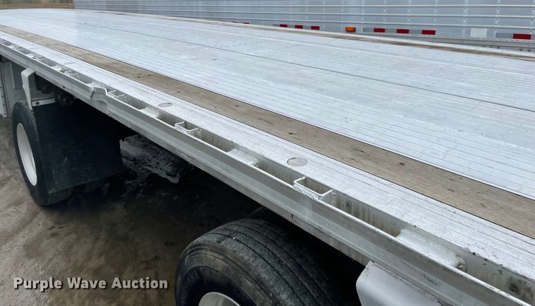 image for item MJ9669 2015 Kruz RAFB-53-102  flatbed trailer
