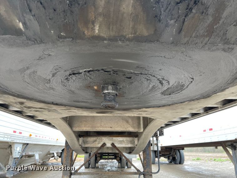 image for item MJ9669 2015 Kruz RAFB-53-102  flatbed trailer