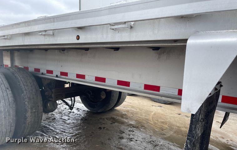 image for item MJ9669 2015 Kruz RAFB-53-102  flatbed trailer