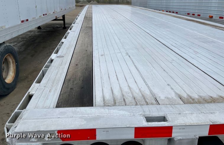 image for item MJ9669 2015 Kruz RAFB-53-102  flatbed trailer